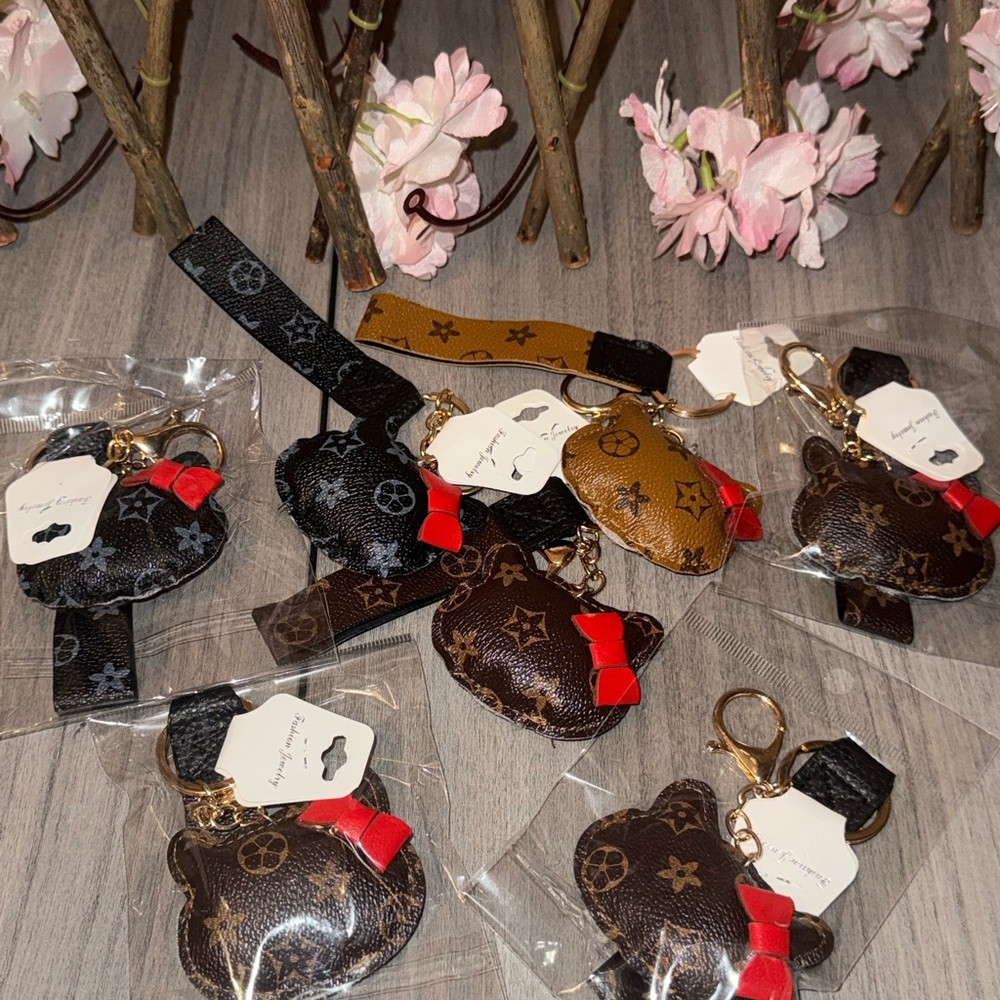 Hello kitty cute design keychain